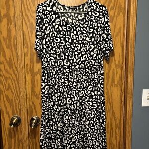 Stylish Black and White Patterned Dress